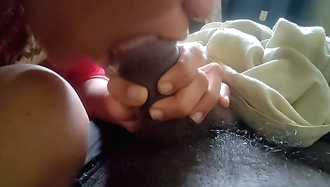 Teen with a beautiful face and a long ass gets facehugged