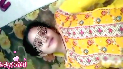 Indian girl resha bhabhi with big hairy pussy gets pounded