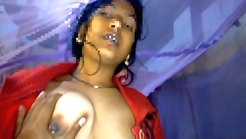 Big tits video shows hot blonde with facial blowjob