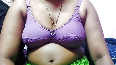 Indian teen step-aunty rides her boyfriend's stepbrother