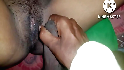 Indian hairy girl gets a hairy pussy and a nice body