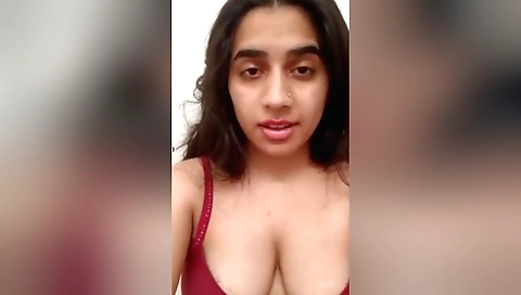Indian brunette masturbates in homemade solo video
