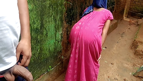 Indian brunette in her room is having conversation