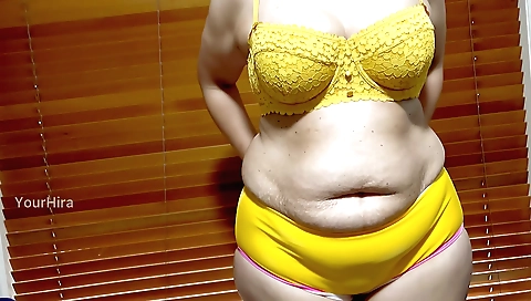 Busty indian milf enjoys bra change with her big tits