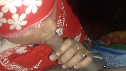 Indian girl gets banged in her tight pussy in homemade vid