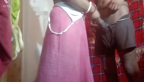 I am giving a handjob to my auntie in a beautiful indian scene