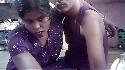 Indian housewife with lips and ass makes out with her stepbrother