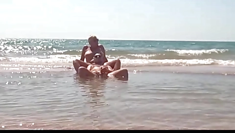 Indian amateur girl enjoys outdoor sex with her man