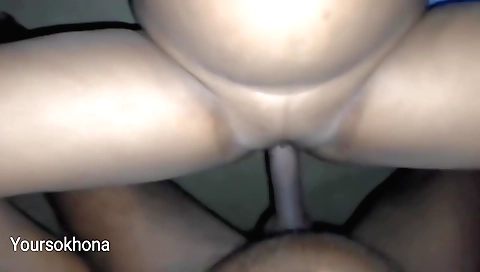 Indian stepmom in a beautiful dress giving a big booty