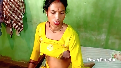 Indian bhabi takes a long breath of air after a quick blowjob