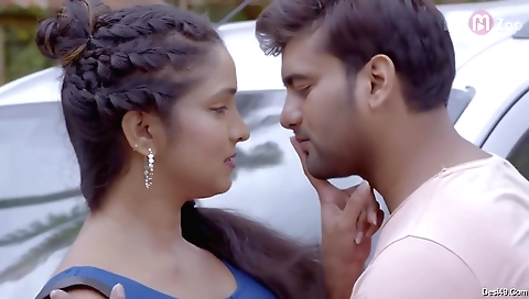 Gym teacher gets her ass stretched and she stretches her legs