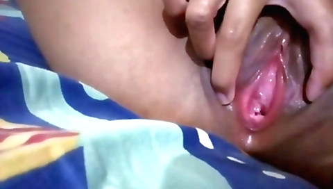 Indian solo video of a sexy amateur with a nice body