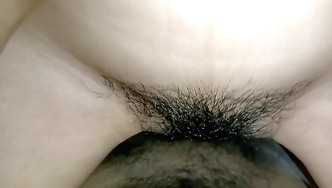 Indian hairy babe gets penetrated in her tight pussy