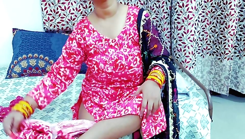 Hindi solo female with sexy body fucked in hard sex