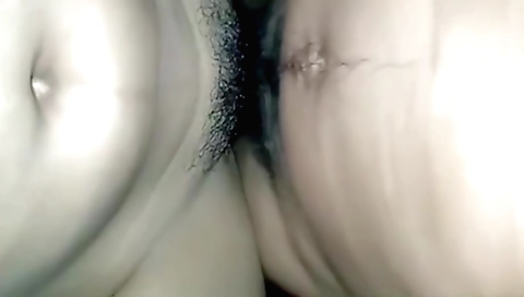 Indian teen 18+ hairy pussy gets fucked in outdoor sex video