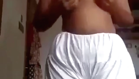 Amateur brunette hairy girl stripping naked on webcam