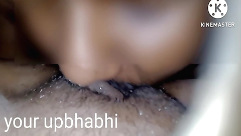 Indian amateur hawt babe gets her hairy pussy fucked