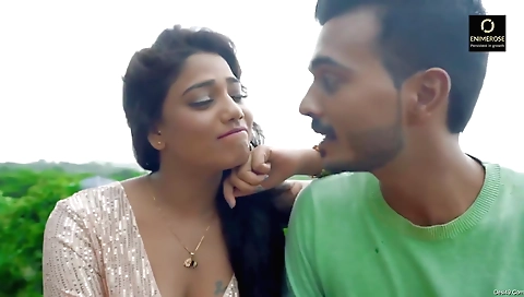 Brunette MILF goes to coffee shop today and gets a treat