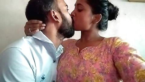 Stepbrother gives a nice handjob and licking his face