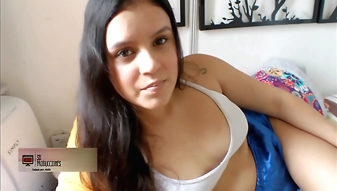 Indian stepsister with big booty seducing stepbrother