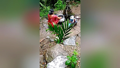 Mature brunette outdoor sex video with amateur porn