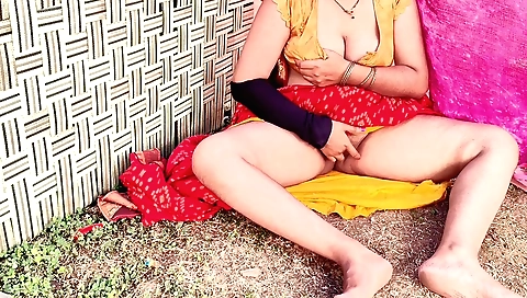 Indian stepdad and his stepdaughter fuck a hairy mom