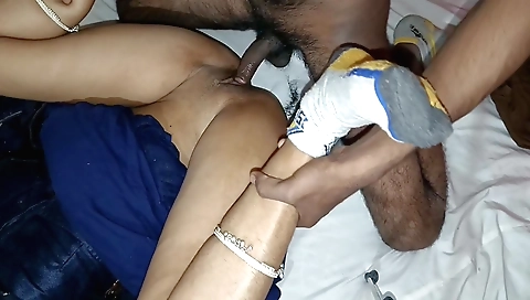Indian babe with big boobs having sex with a muscular guy