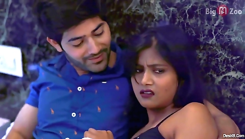 Brunette is in the nude on the net and she is having a nice ride