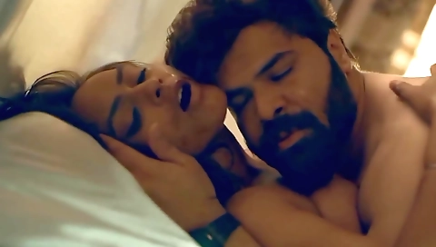 Sexy brunette babe in her 20s gets her pussy stretched and fucked