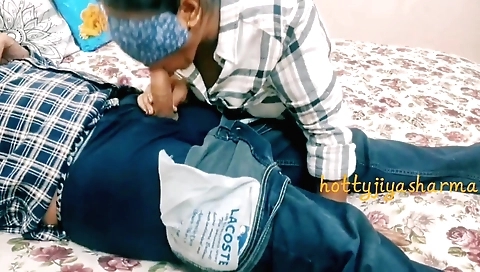 Indian amateur brunette with a nice ass has an awesome sex