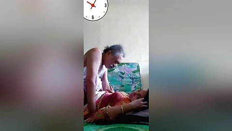 Today Exclusive -desi Mature Aunty Fingering And Fucking 1