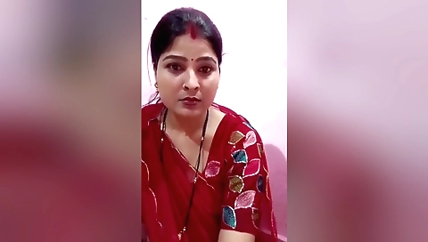 Stepsisters share every detail of their lives 2013