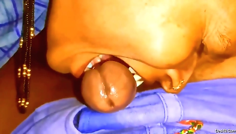 Horny indian milf fucked on the bed and deepthroat