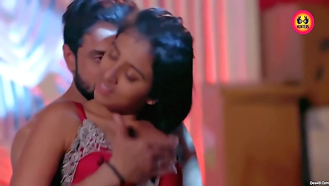 Brunette 18+ with big natural boobs gets first porn视频