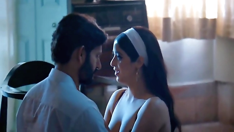 Sex girl beauty is a delight to please a big bloated dude