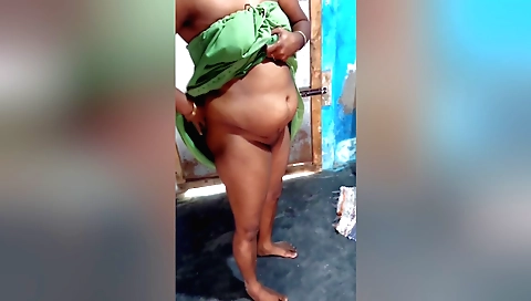 Indian wife naked on the bed for the first time on camera