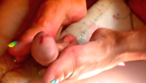 Foot fetish movie with a tanned stepmom and her stepson