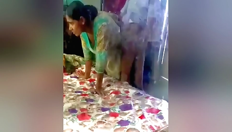 Indian girl with a beautiful body is fucking on webcam