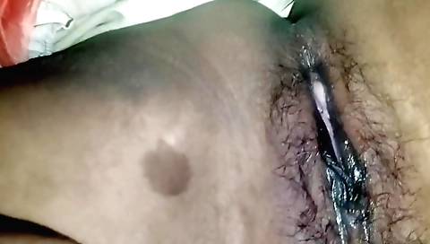 Indian hairy teen in a sexy outfit and big booty vid