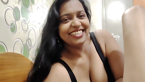 Amateur teen 18+ milf lets her stepbrother fuck her mouth